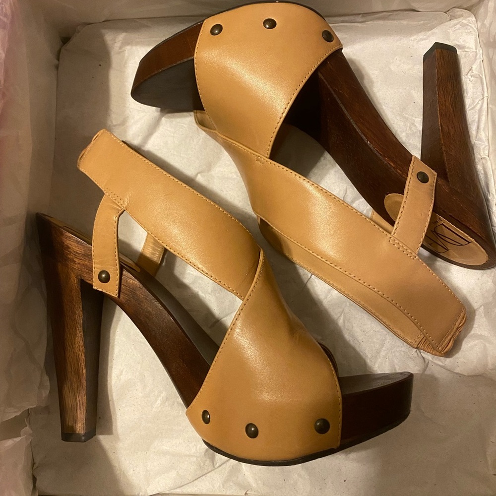 Diane Von Furstenberg Sandals Shoes - FLYNN 8 - Natural Vacchetta